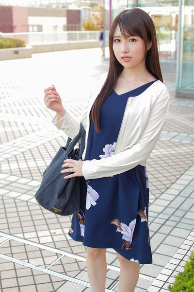 さやか(21)
