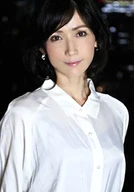 Makiko Ninomiya 2